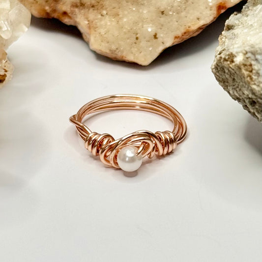 Rose Gold Pearl Ring