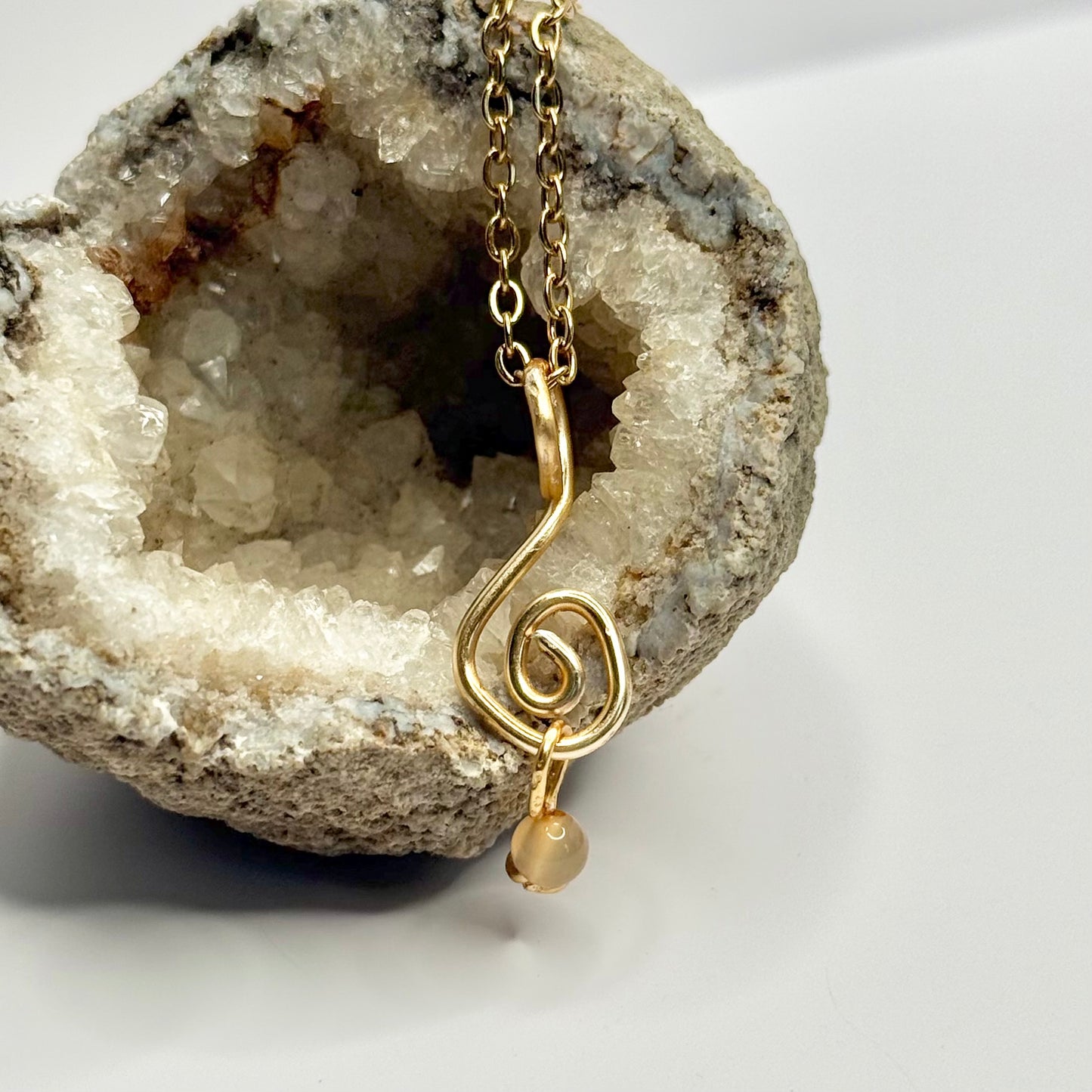 Gold Swirl Carnelian Necklace