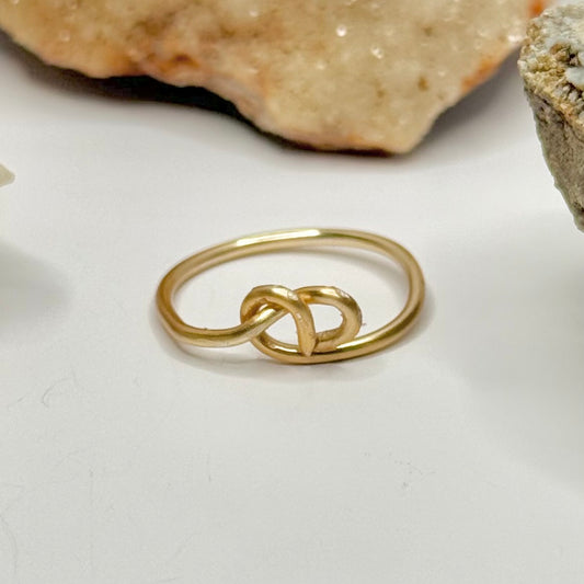Gold Knot Ring
