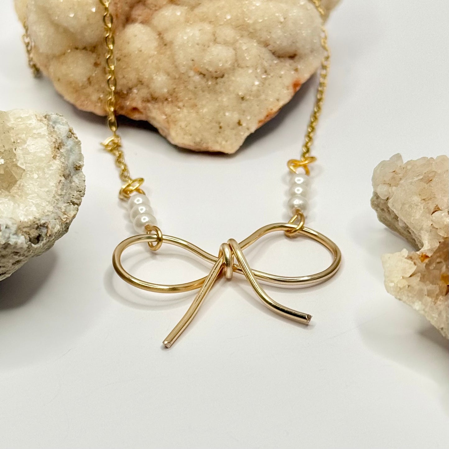 Gold Foe Pearl Bow Necklace