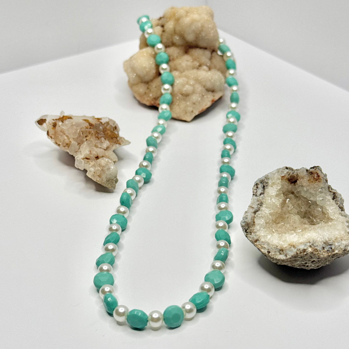 Foe Turquoise and Pearl Beaded Necklace