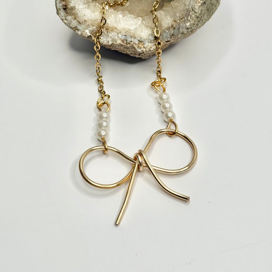 Gold Foe Pearl Bow Necklace