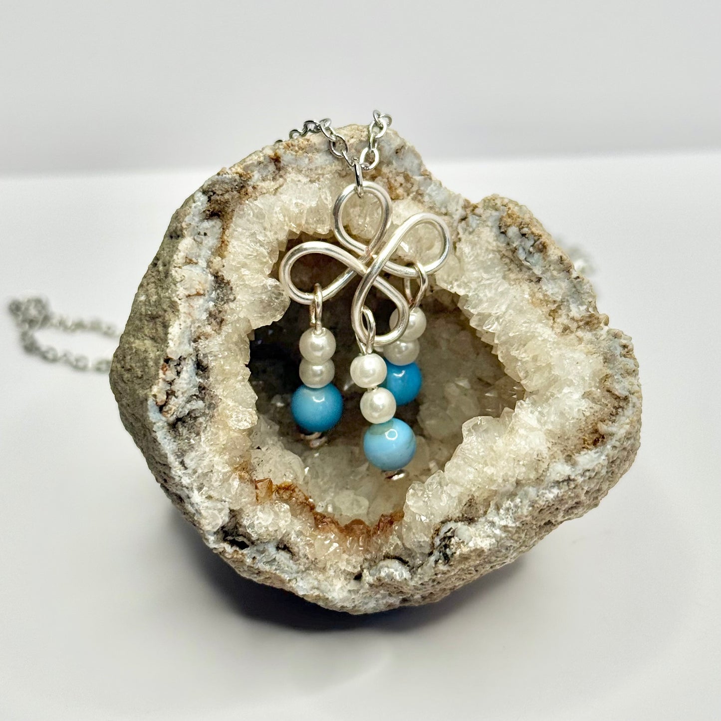 Silver Blue Dyed Shell and Foe Pearl Necklace